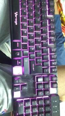 Vendo teclado gamin