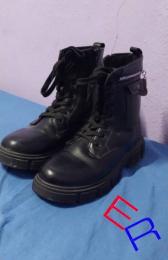 Botas negras