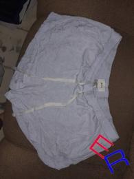 Se vende este shorts de mujer 